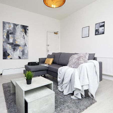 Your Sheffield Stays - Spacious 5 Bedroom House Buitenkant foto